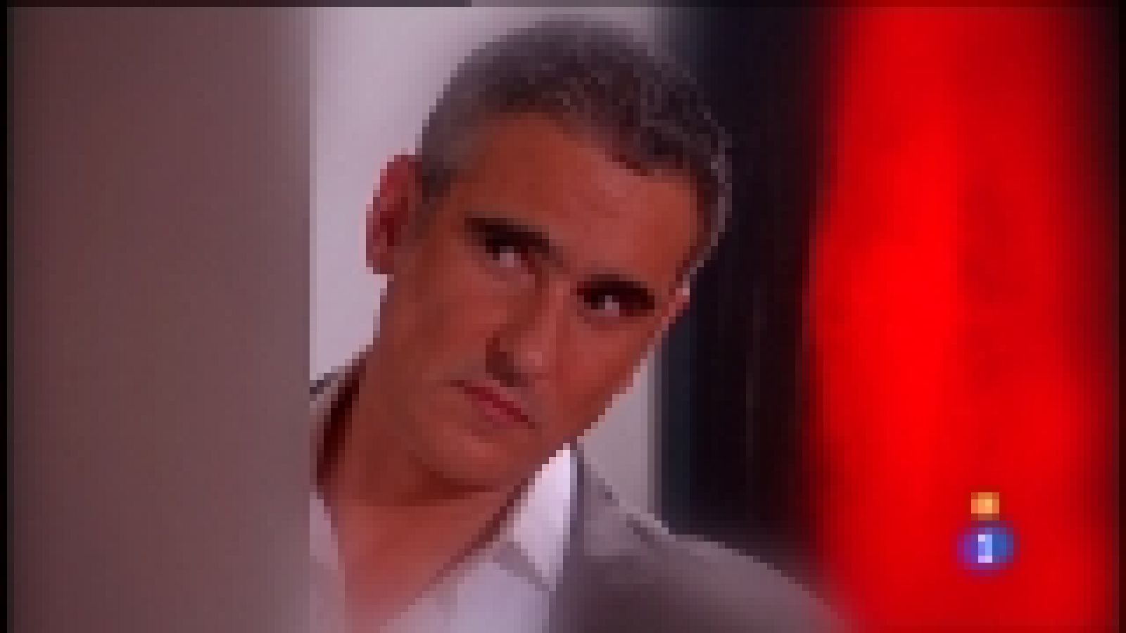 La casa de al lado - Capítulo 43 - Rebeca aconseja a D. Renato readmitir a Matías como asistente de Javier - Ver ahora