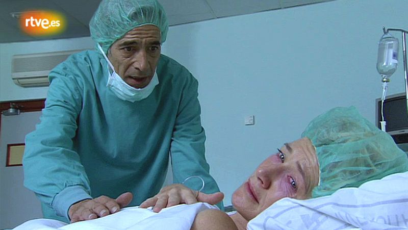 Cuéntame cómo pasó - ¿Has visto lo que me han hecho? Tú lo sabías (Cap. 230)