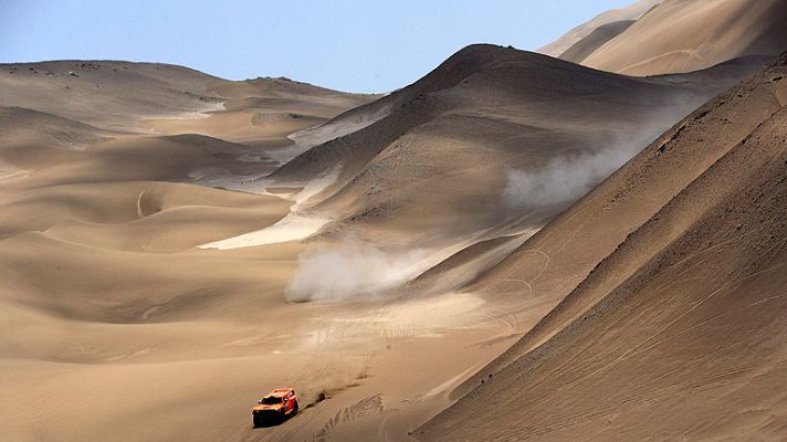 Dakar - La gran duna de Iquique de 220 metros