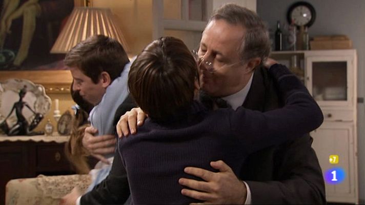 Amar en tiempos revueltos - Bienvenidos a 1957