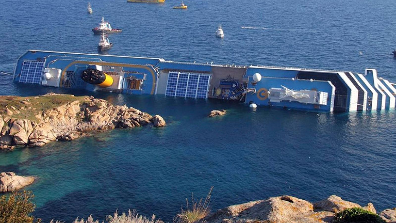 Telediario de fin de semana en cuatro minutos - 14/01/12 | Ver