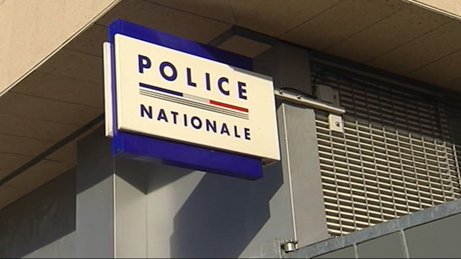 Los tres presuntos etarras detenidos ayer en Francia siguen en Auxerre