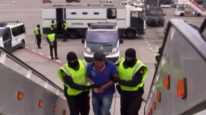 Telediario 1 - Desmantelado un clan mafioso en Tenerife