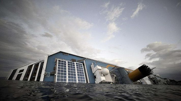 Telediario 1 - Muere un español en el naufragio