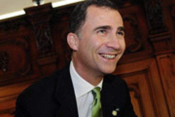 Telediario 1 - Gira latina del Príncipe