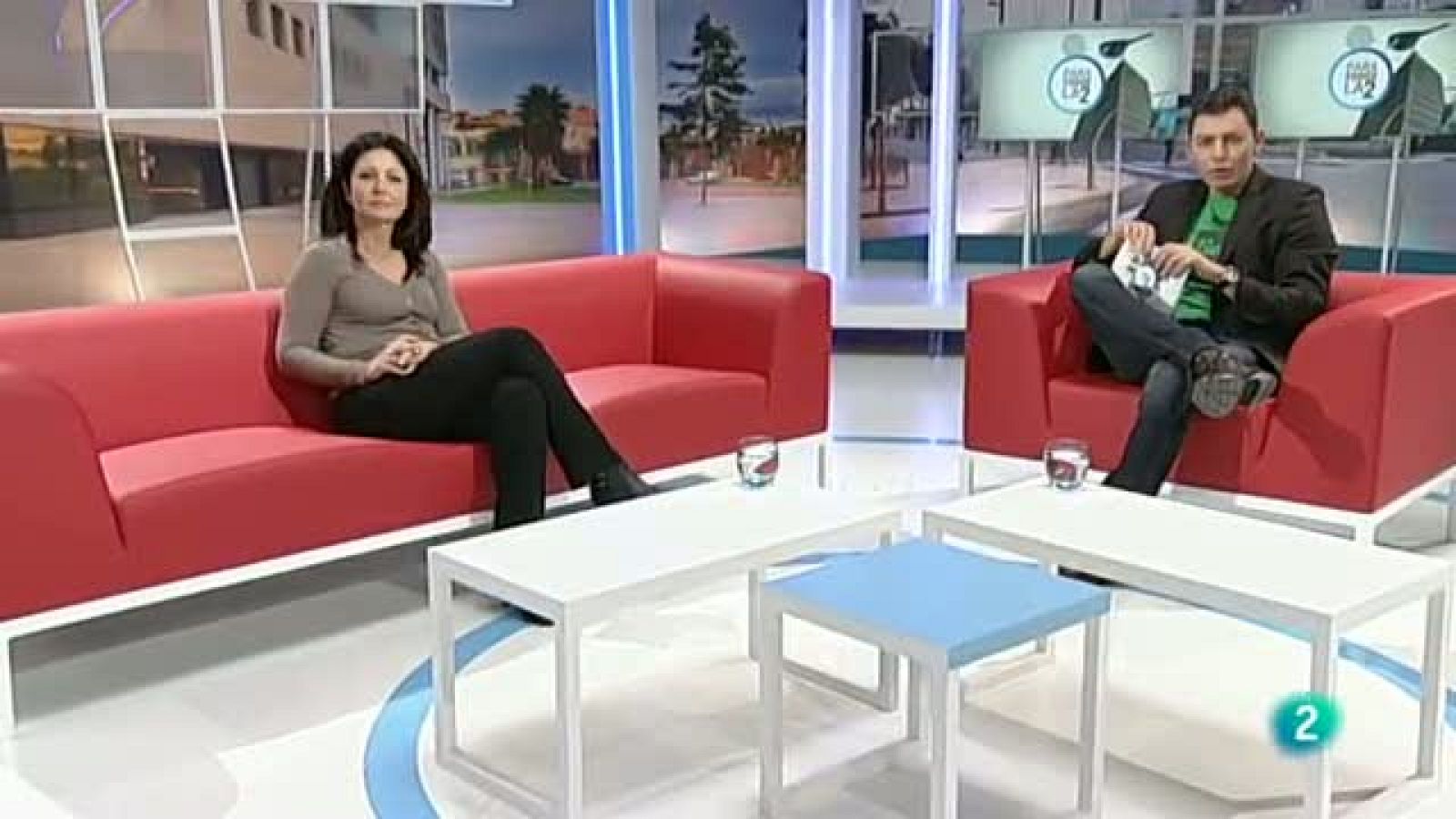 Para todos La 2 - Comunicación no verbal - sentarnos también comunica