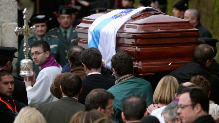 La tarde en 24h - Familiares y personalidades del PP dan el último adiós a Fraga en Perbes