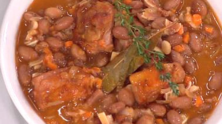 RTVE Cocina - Judías pintas con oreja y costillas
