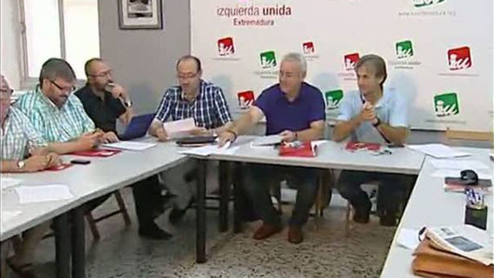 Un diputado de IU de la Asamble de Madird, imputado por acoso sexual - Informativo 24h | Ver