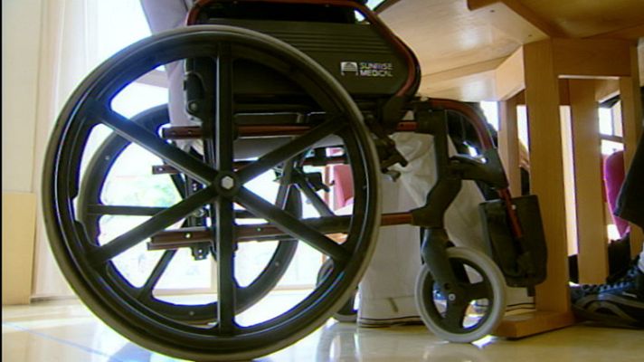 Telediario 1 - Recortes en residencias