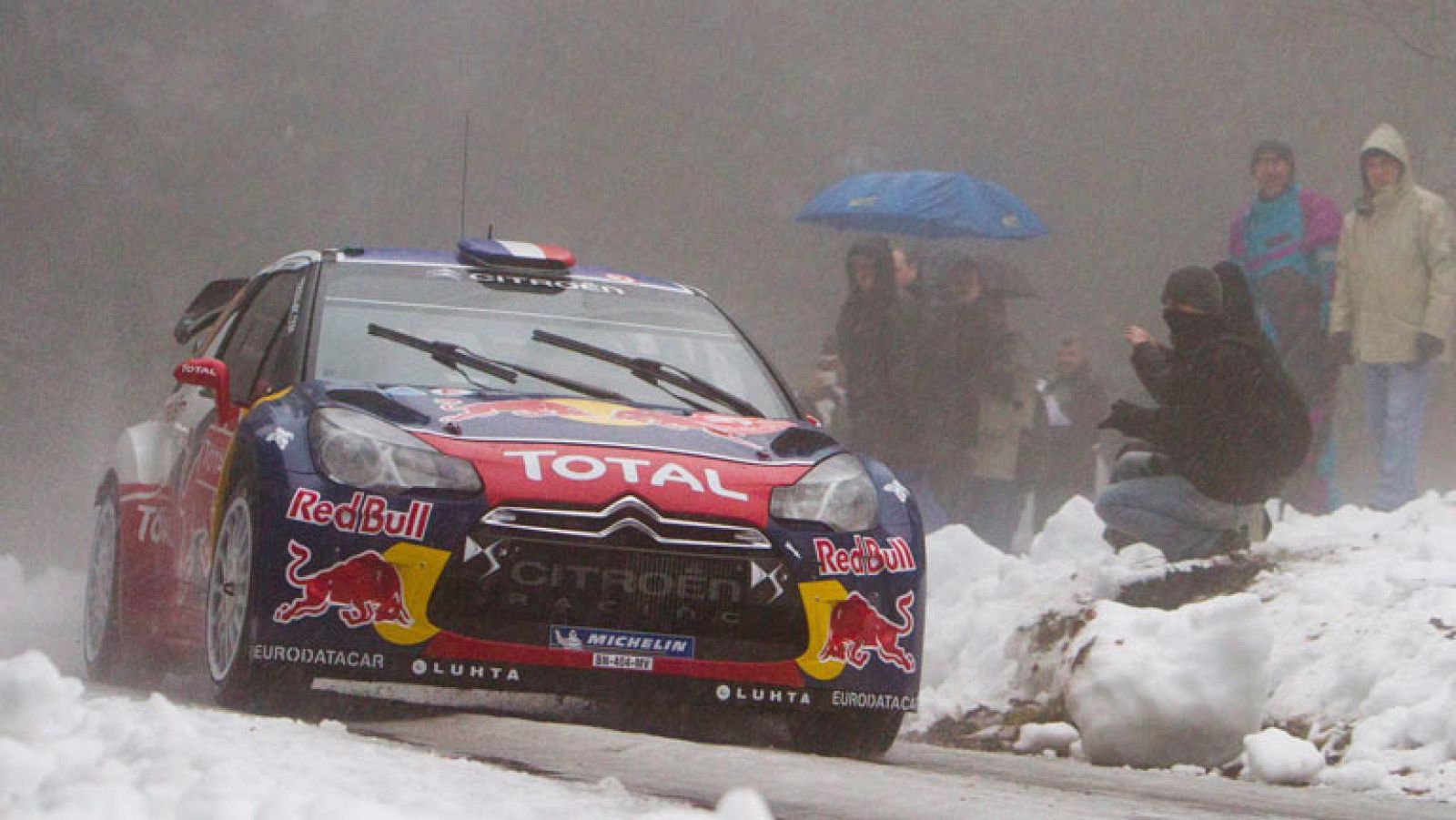 Loeb acaricia la victoria en Montecarlo