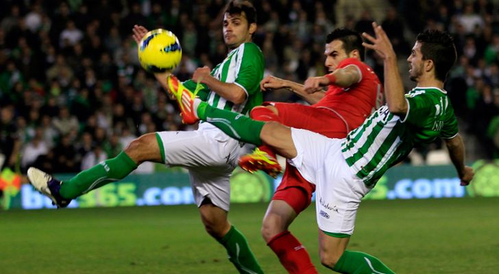 Informativo 24h - Betis y Sevilla firman tablas en un derbi de altura