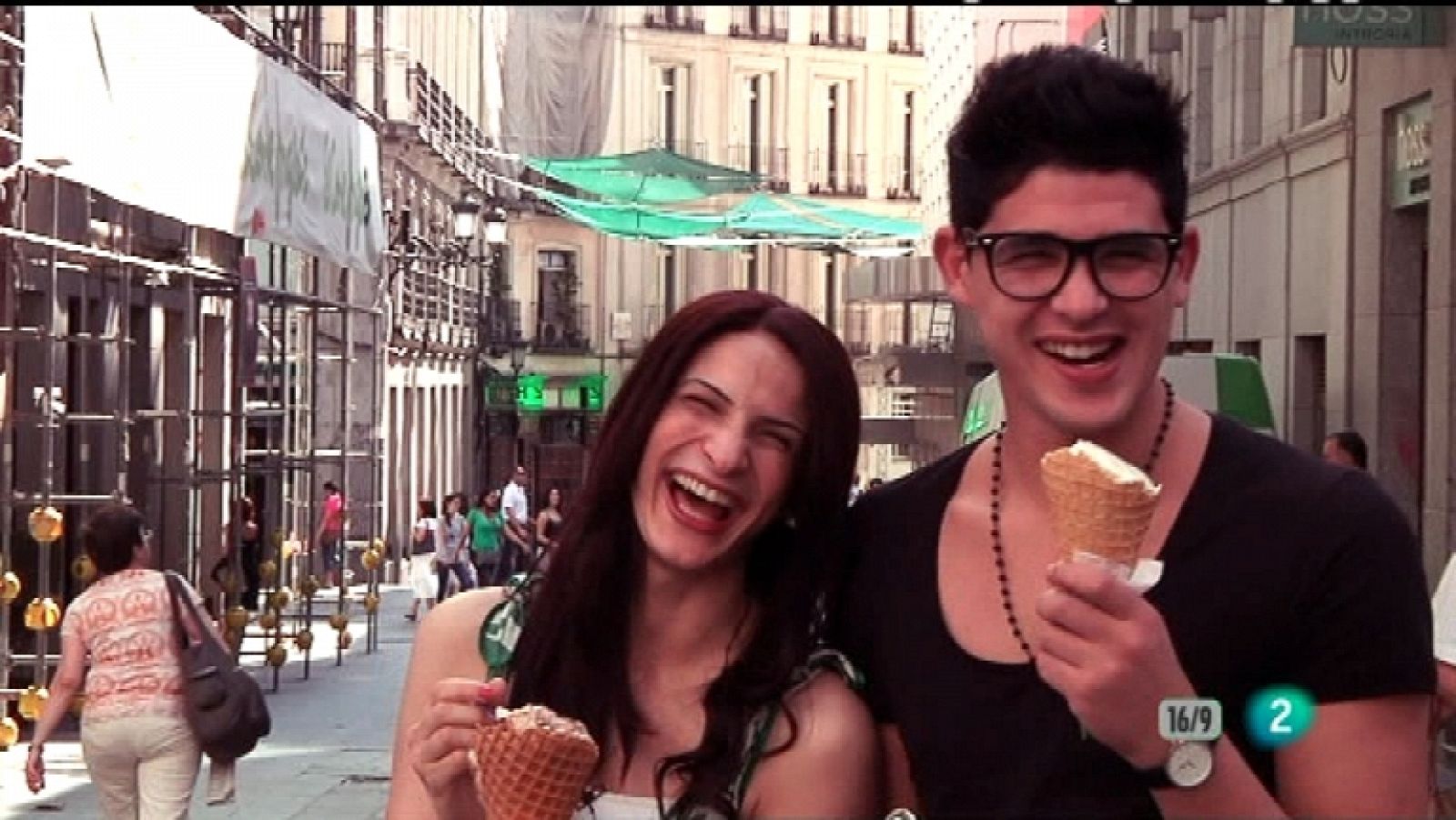 La felicidad (en cuatro minutos) - 23/01/12 - Ver ahora