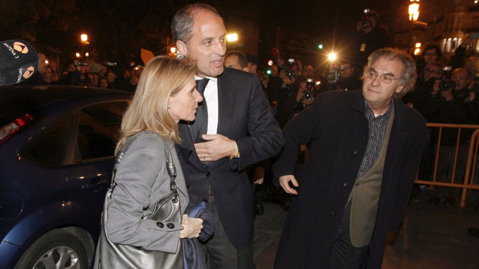 Telediario 2 en cuatro minutos - 25/01/12