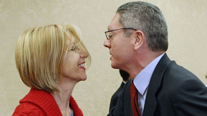 Telediario 1 - Los menores que delincan con adultos serán juzgados junto a estos