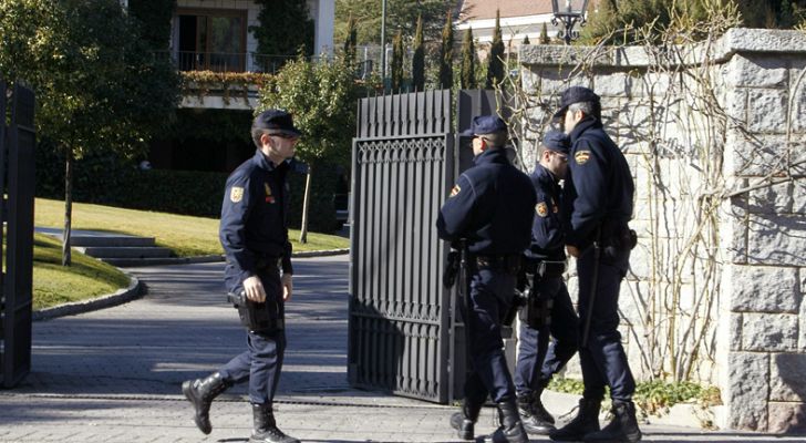 Informativo 24h - Registro en el domicilio de lujo de Ruiz-Mateos