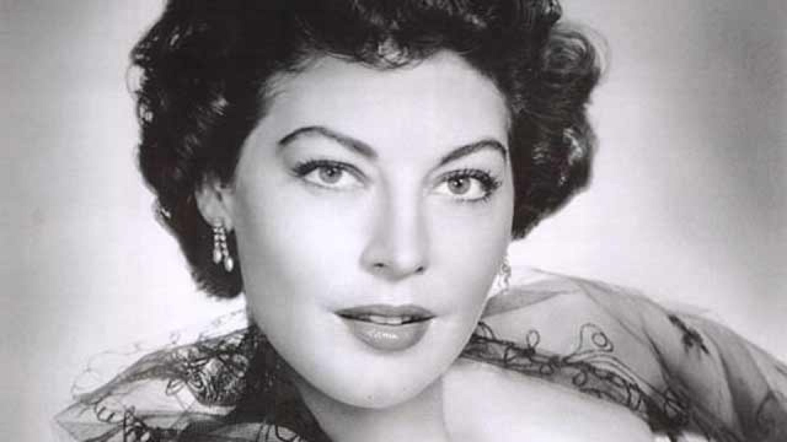 Más Gente - Rebobinamos - Se cumplen 22 años de la muerte de Ava Gardner