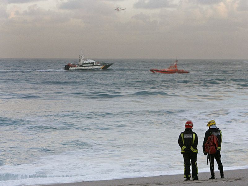 Hallan el cadáver de uno de los policías desaparecidos en una playa de A Coruña