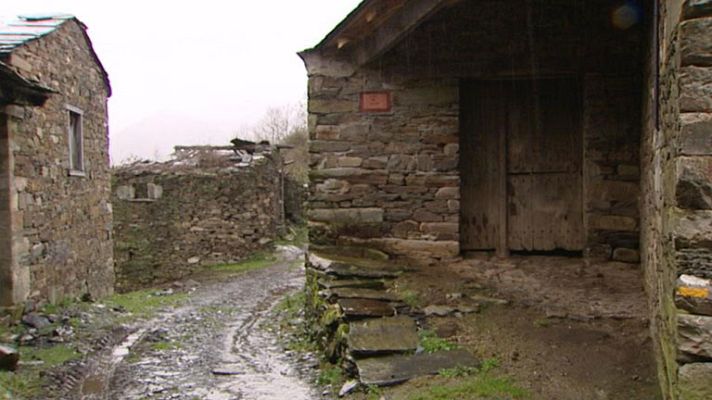 Telediario 1 - Pueblos abandonados