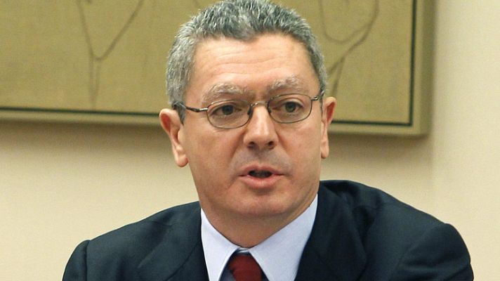  - Los matrimonios y los divorcios se podrán tramitar con un notario