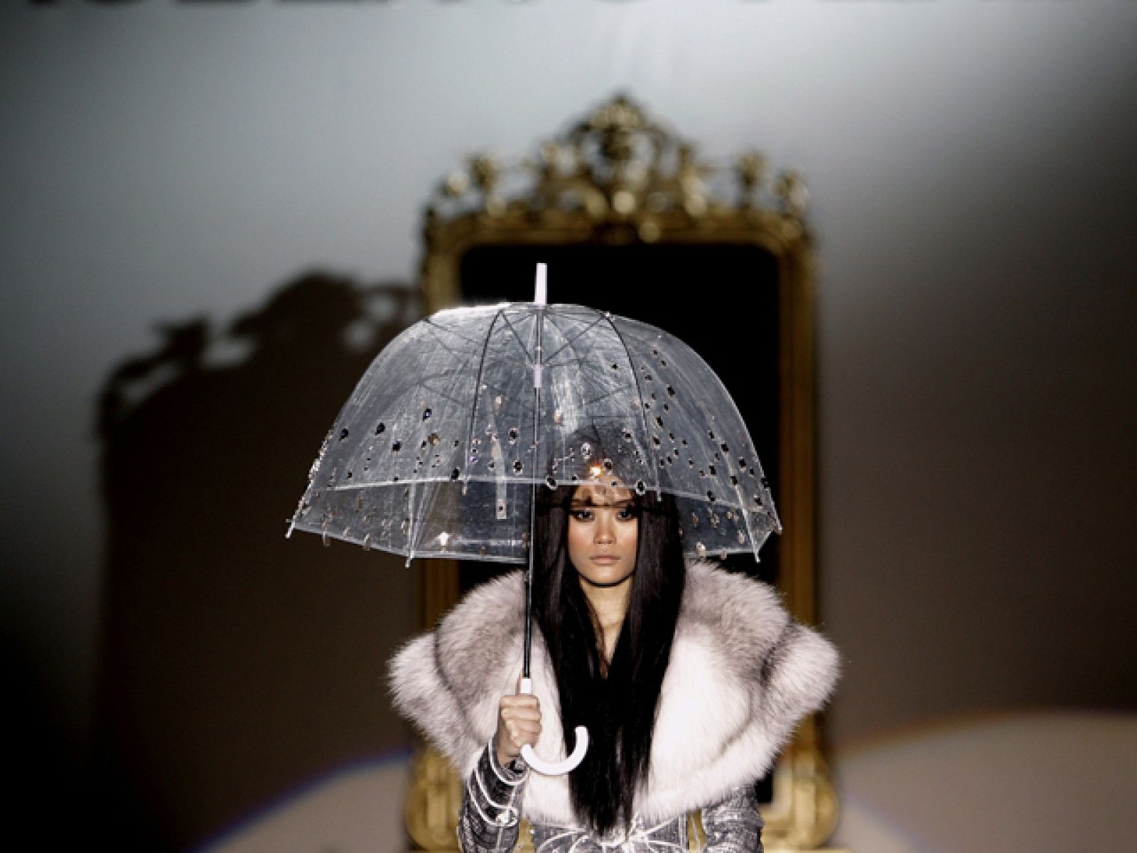 La gran manzana inspira la colección de Roberto Verino para el próximo otoño-invierno | Ver