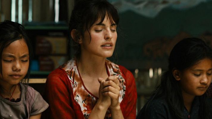 Telediario 1 - "Katmandú, un espejo en el cielo" de  Icíar Bollaín