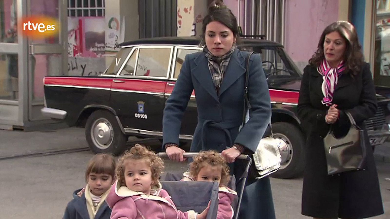 Cuéntame cómo pasó - Rocío a Paquita: "Tu marido es pata negra"