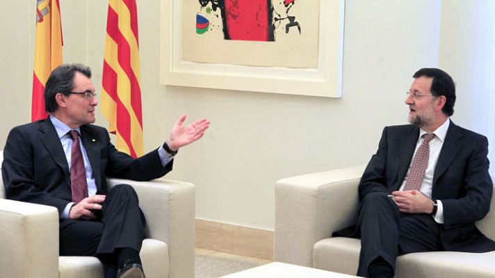 Telediario 1 - Telediario 2 en 4' - 01/02/12