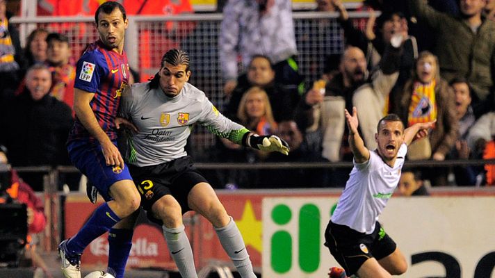 Telediario 1 - La posible expulsión de Pinto marcó el Valencia-Barça