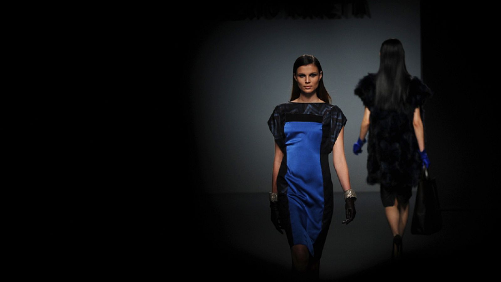 Desfile íntegro de Roberto Torretta | Ver