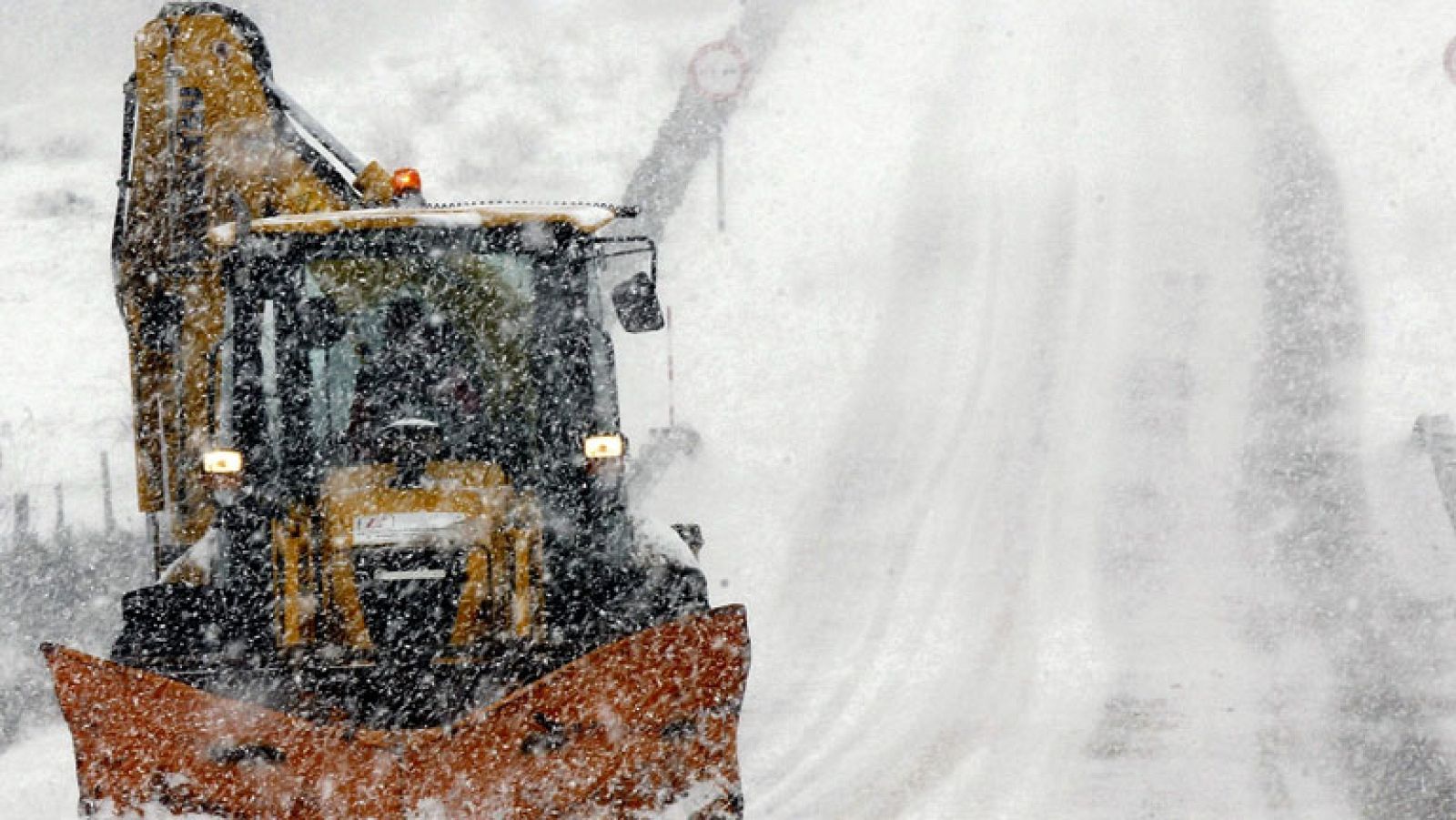 Telediario 2 en cuatro minutos - 02/02/12