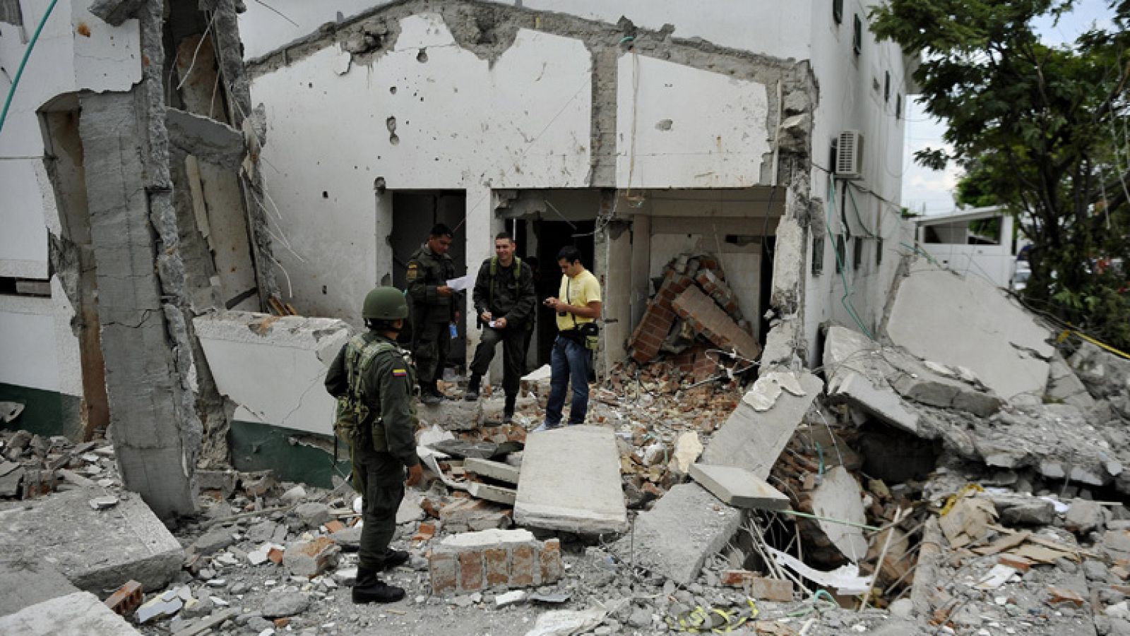 18 muertos en Colombia en una cadena de atentados en menos de 48 horas