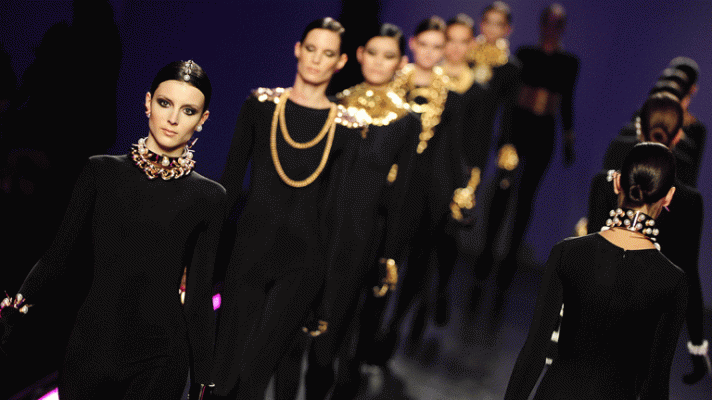  - Desfile de Aristocrazy