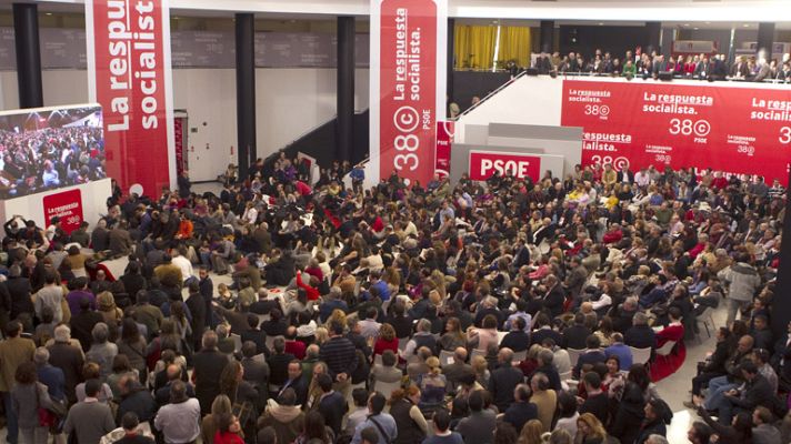  - Los candidatos Rubalcaba y Chacón presentan sus avales en el 38 Congreso del PSOE