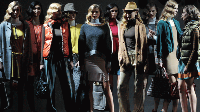 Desfile íntegro de TCN | Ver