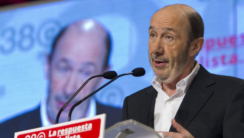 Griñán anuncia que Rubalcaba es el nuevo secretario general del PSOE