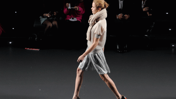  - Desfile íntegro de Sita Murt