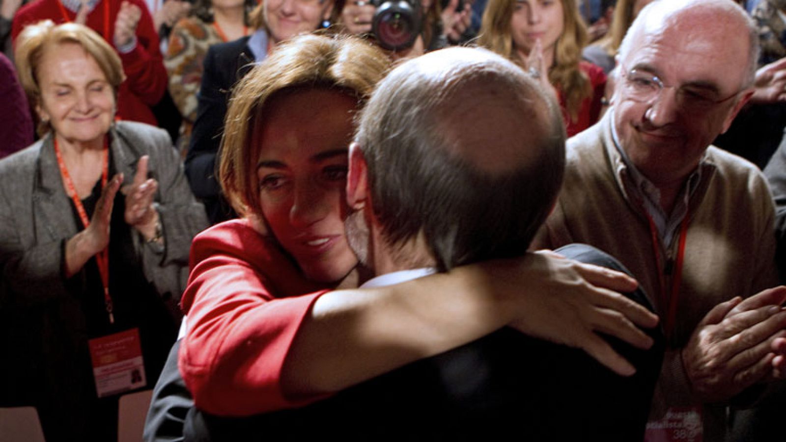 Rubalcaba da la gracias a Carme Chacón