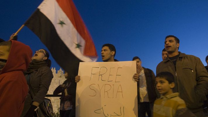  - La oposición siria denuncia que Homs está sufriendo un fuerte bombardeo de artillería