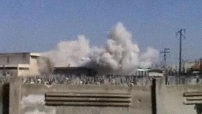 Telediario 1 - El Ejército sirio vuelve a bombardear la ciudad rebelde de Homs