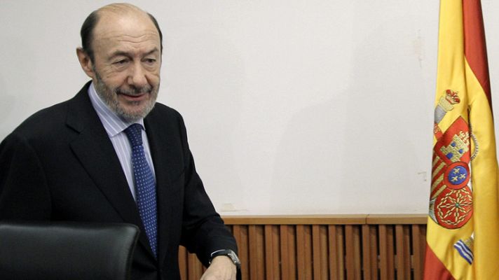 Telediario 1 - Rubalcaba se reúne con su grupo