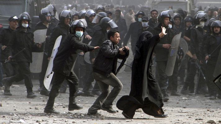 Telediario 1 - Parlamentarios en huelga de hambre