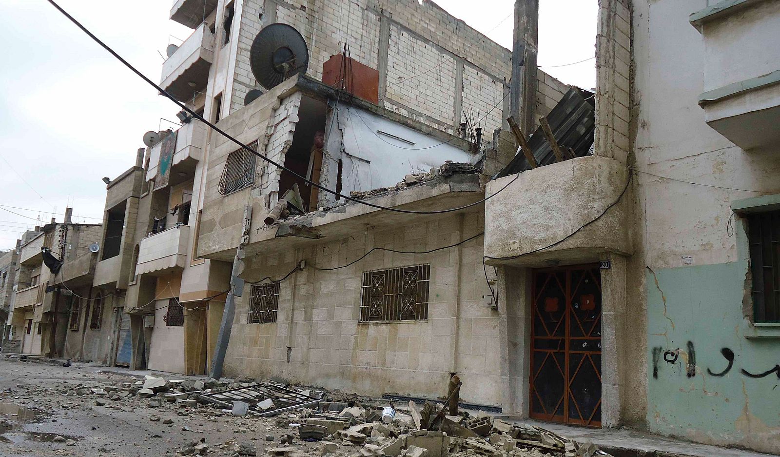 En Siria, siguen los bombardeos por quinto día consecutivo