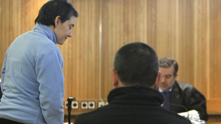 Telediario 1 - Dos presuntos etarras son juzgados