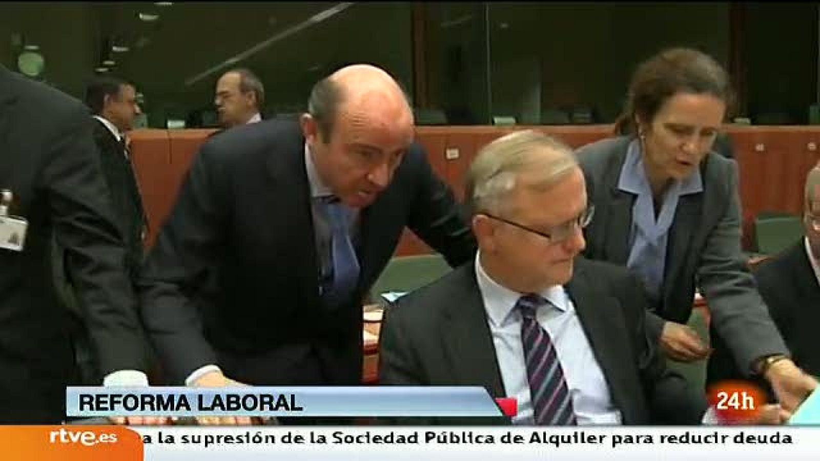De Guindos adelanta que la reforma laboral será "extremadamente agresiva" - La tarde en 24h | Ver