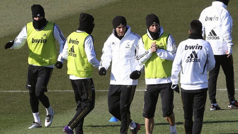 El Madrid recibe este domingo a uno de los pocos equipos capaces de vencerle en lo que va de temporada, el Levante. Los levantinos se ponen el cartel de víctimas.