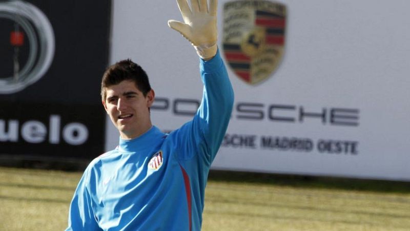El joven meta belga Thibaut Courtois, del Atlético de Madrid lleva 450 minutos sin encajar un gol. Sólo Abel y Madinabeytia superan este récord en el Atleti, pero el mérito se lo da al Cholo.