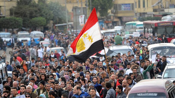 Telediario 1 - Un año de la caída de Mubarak