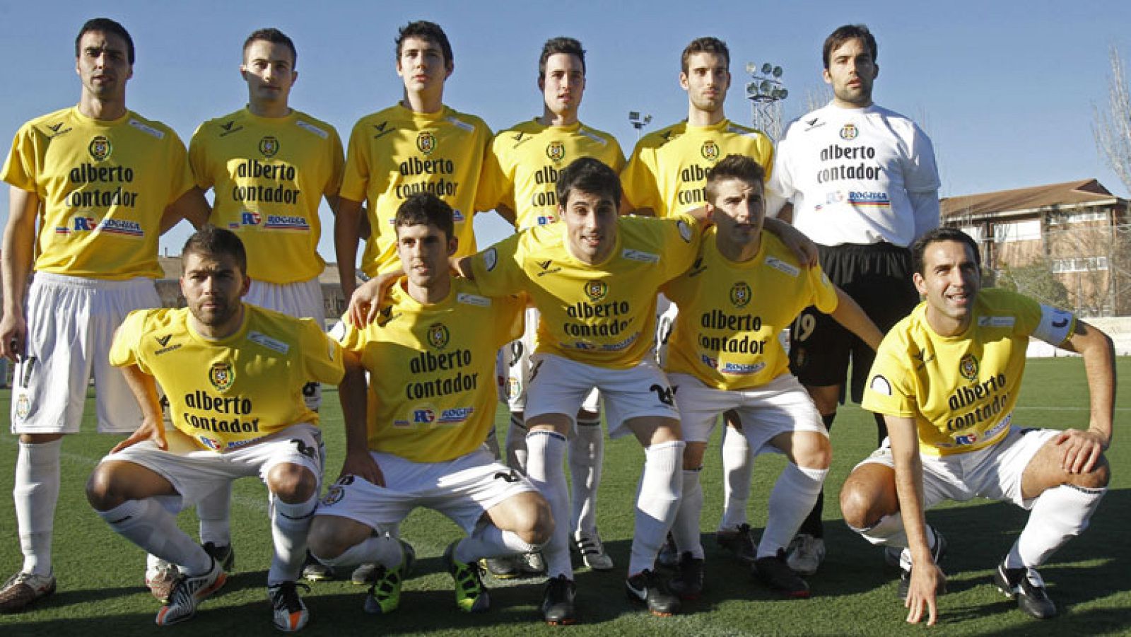 El amarillo invade la localidad de Pinto | Ver