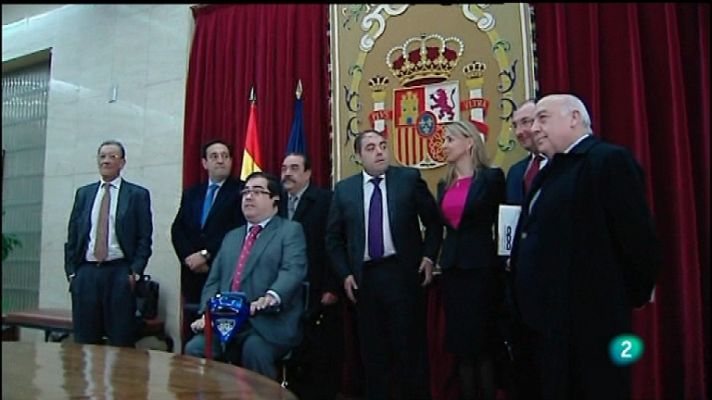 La 2 Noticias - La 2 Noticias - 13/02/12